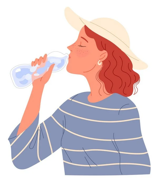 В жару не забывайте пить воду