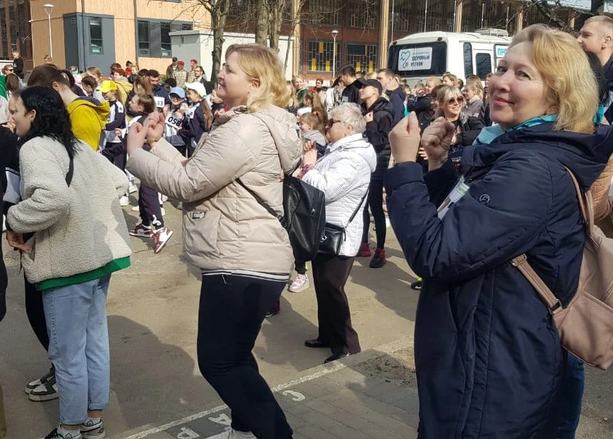 Десять тысяч шагов в Южном парке прошло более тысячи трехсот жителей региона