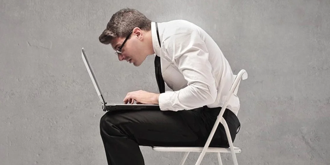 Разминка в офисе для шеи и плеч