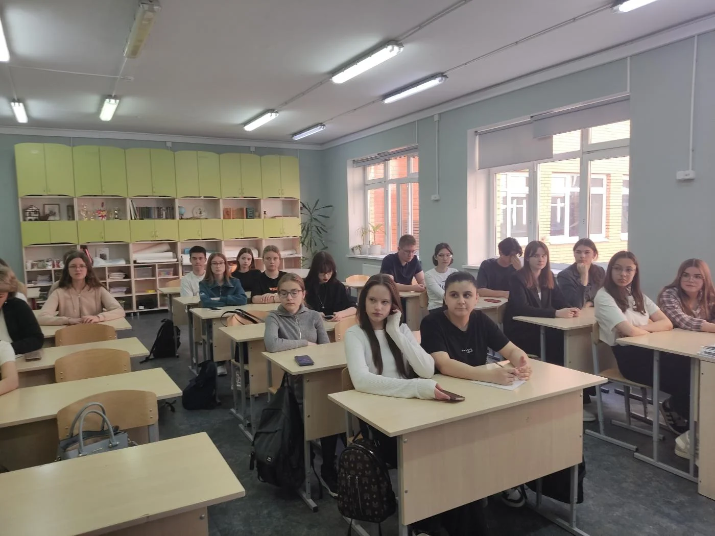 Встреча с учащимися 9-11 классов МБОУ СОШ «Школа будущего» (пос. Большое Исаково)