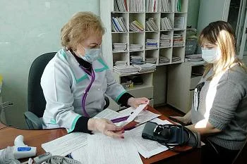 Стартовали традиционные выезды врачей Центра общественного здоровья и медпрофилактики в поселки региона Стартовали традиционные выезды врачей Центра общественного здоровья и медпрофилактики в поселки региона