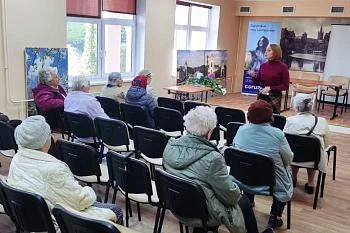 В преддверии 9 мая специалисты Центра общественного здоровья и медицинской профилактики совместно с представителями страховой компании "Согаз-Мед" провели на территории Дома ветеранов профилактическую акцию для пожилых людей.