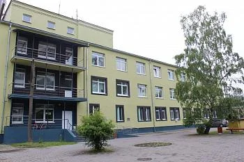 В больнице Пионерского отремонтировали фасад стационара и коридоры поликлиники  В больнице Пионерского отремонтировали фасад стационара и коридоры поликлиники