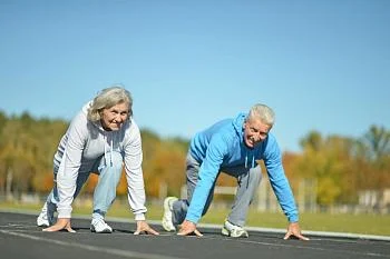 Какие виды спорта подходят пожилым людям?