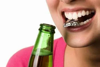 Алкоголь разрушает зубы